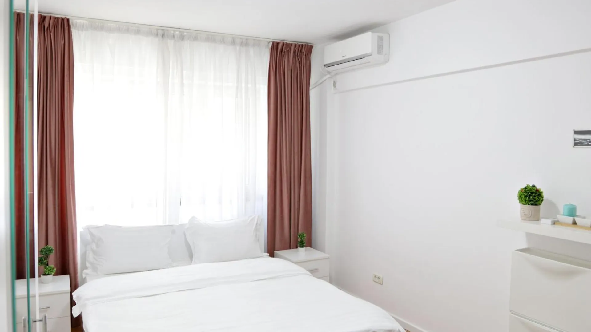 City Base I 2 Bedroom Apt Victoriei Bucureşti Apartament